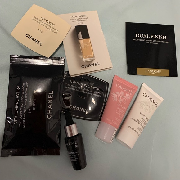 🆕Lancome makeup bag and chanel foundation samples - Picture 2 of 3